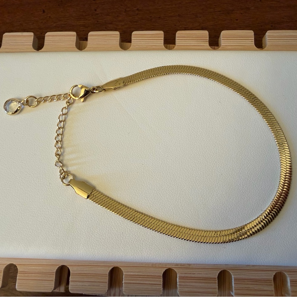 Gold Herringbone Bracelet or Anklet with Adjustable Extender, Like New - Picture 4 of 9